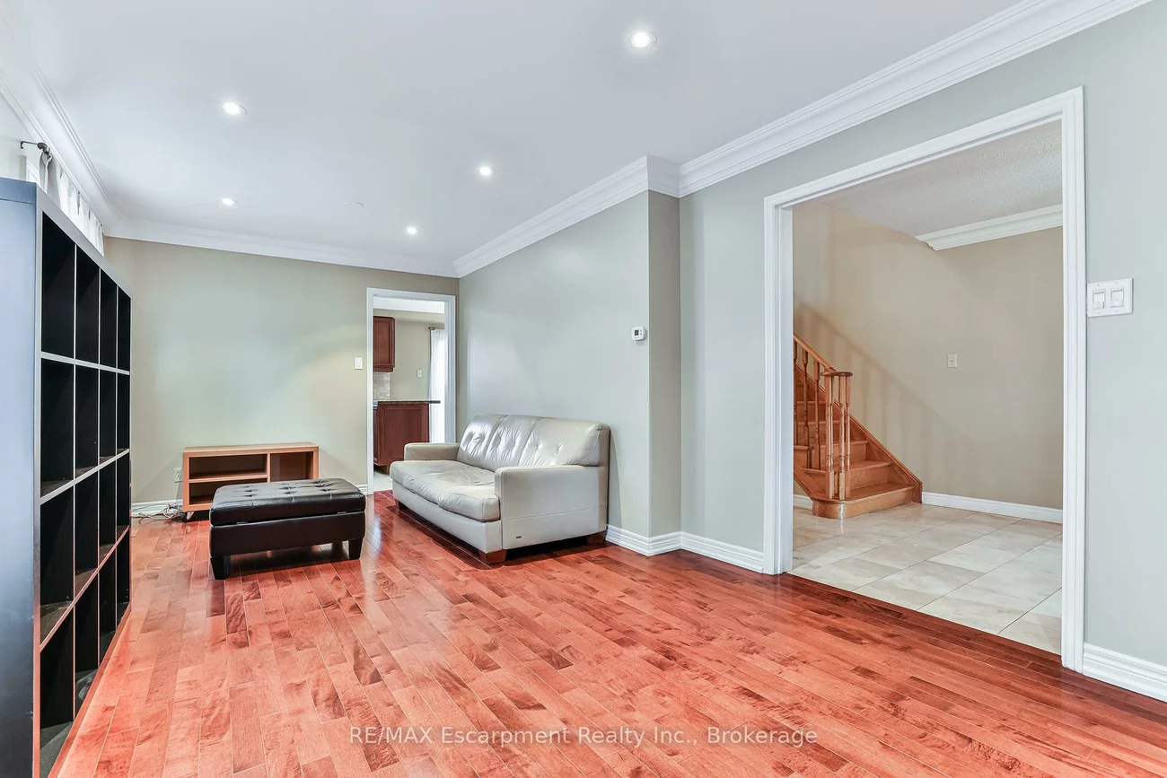 90, WATERFALL, East Woodbridge, Vaughan