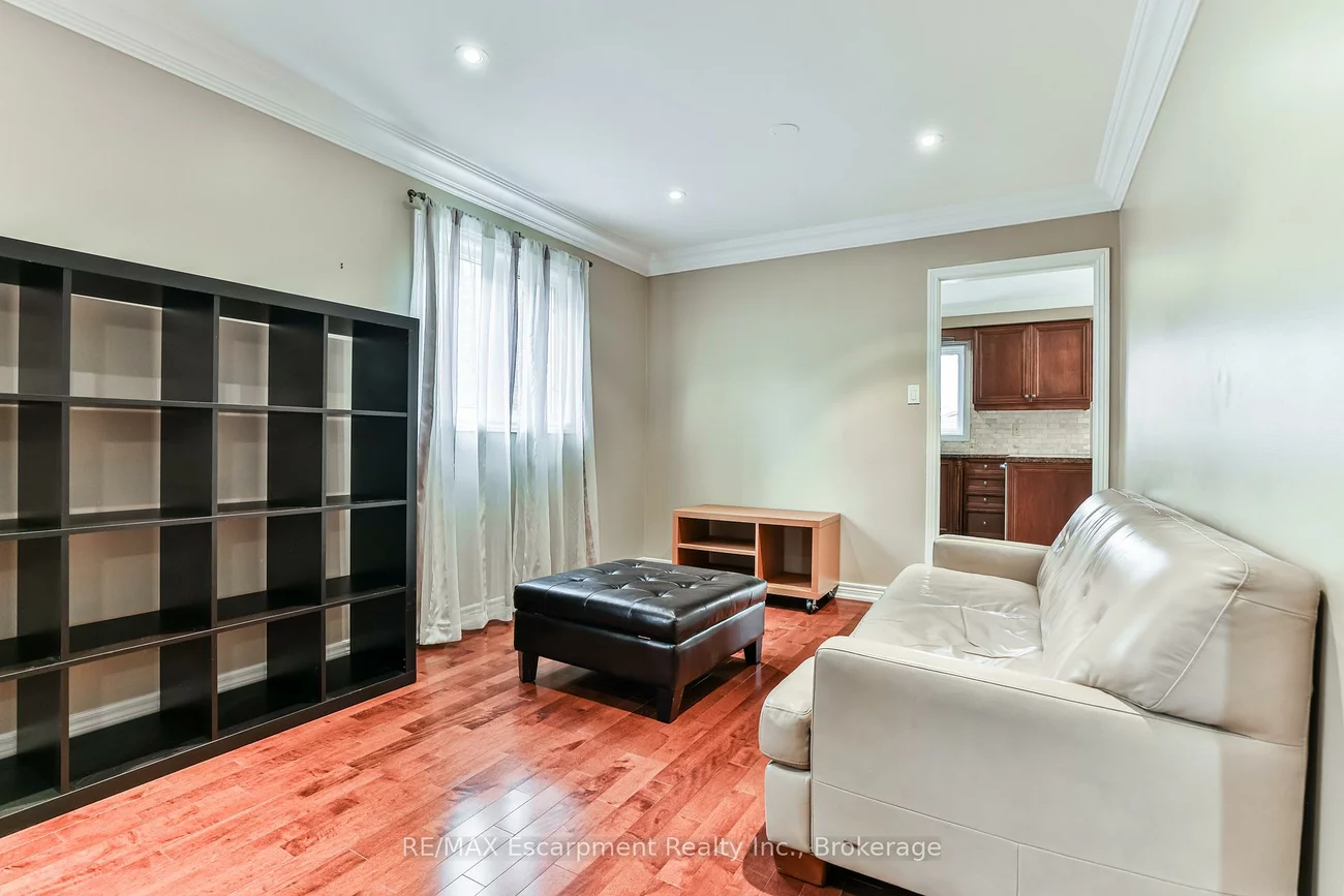 90, WATERFALL, East Woodbridge, Vaughan