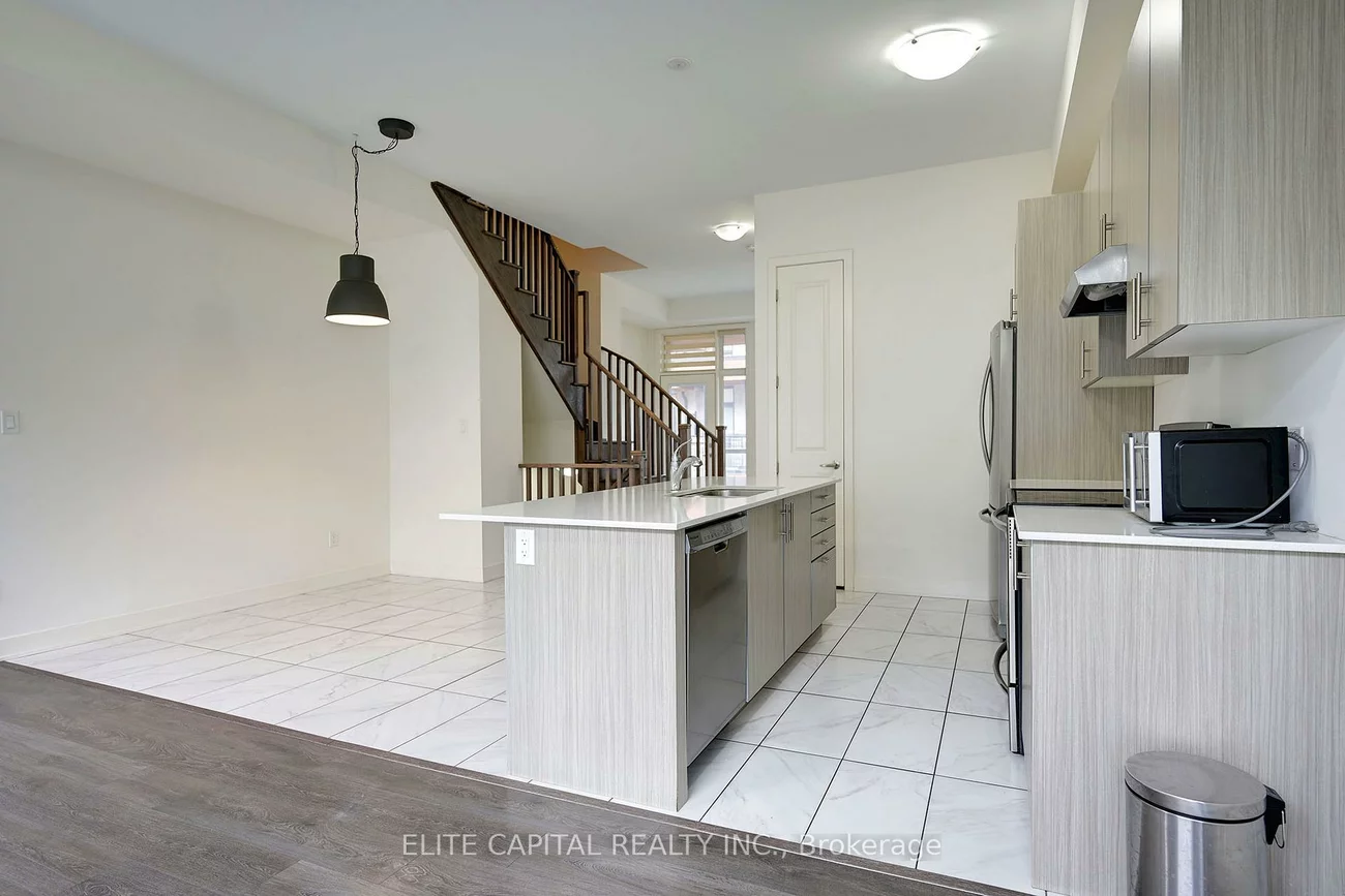 26, Brunet, Vellore Village, Vaughan