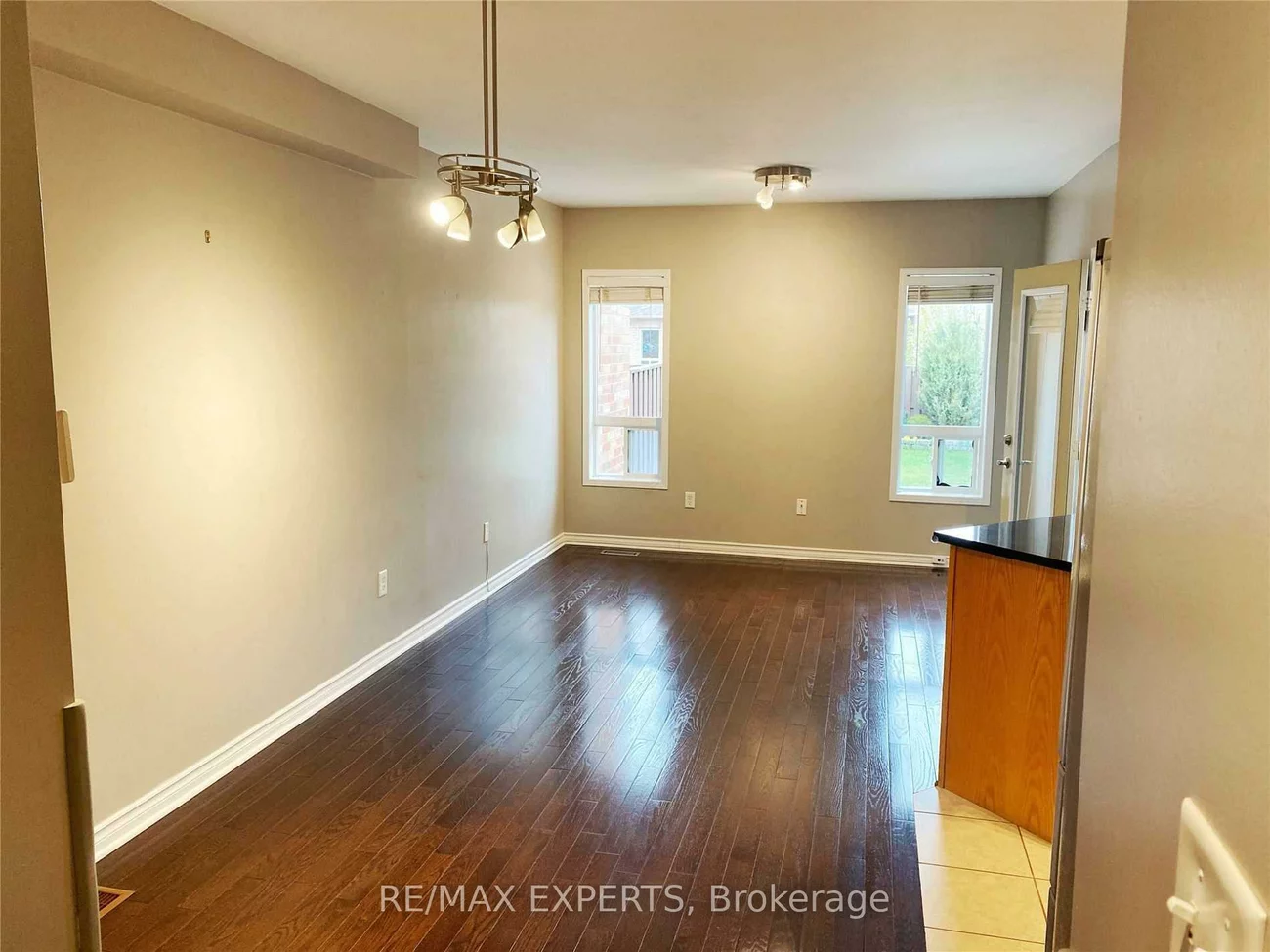 202, Deepsprings, Vellore Village, Vaughan