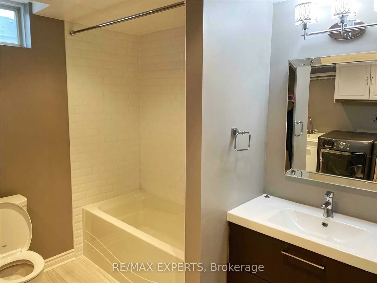 202, Deepsprings, Vellore Village, Vaughan