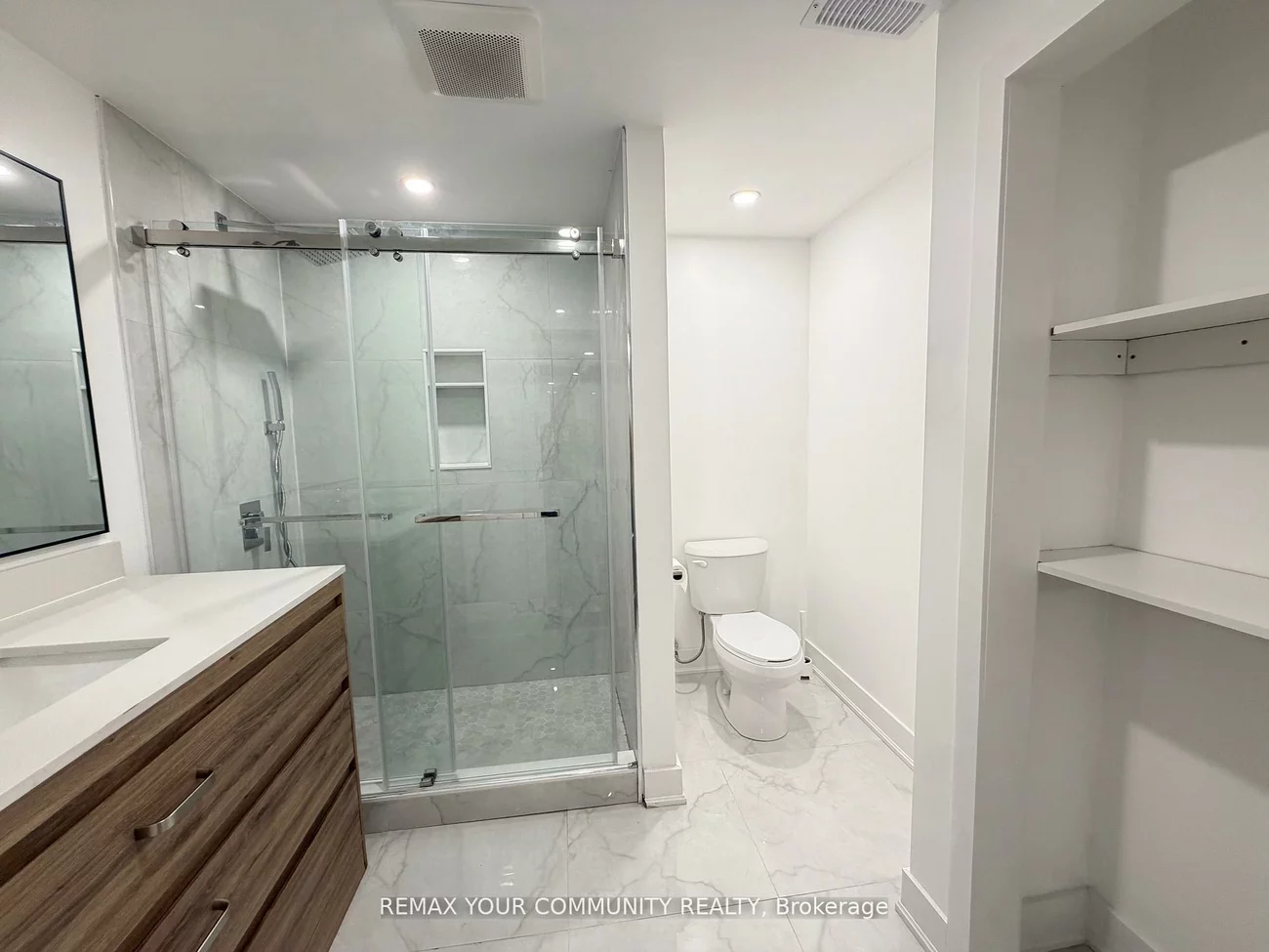 22, Stanton, Vellore Village, Vaughan