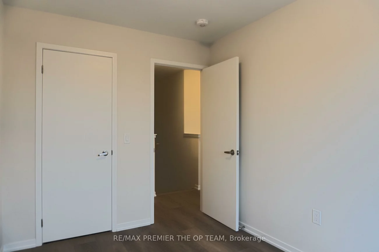 12, Pierre Berton, Kleinburg, Vaughan