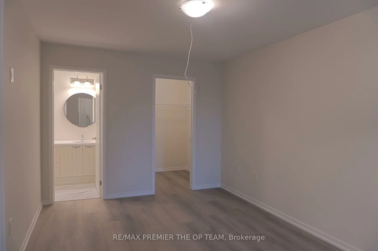 12, Pierre Berton, Kleinburg, Vaughan