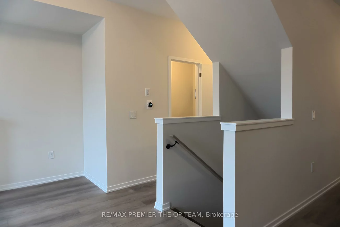 12, Pierre Berton, Kleinburg, Vaughan