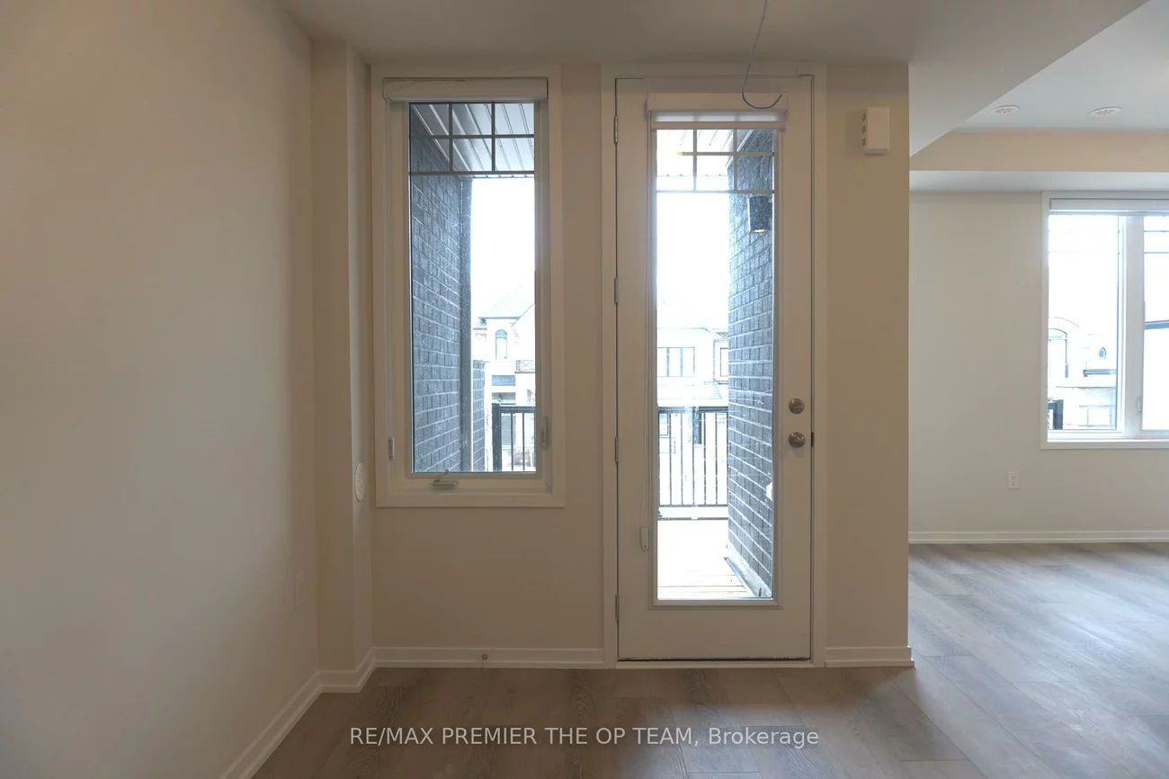 12, Pierre Berton, Kleinburg, Vaughan