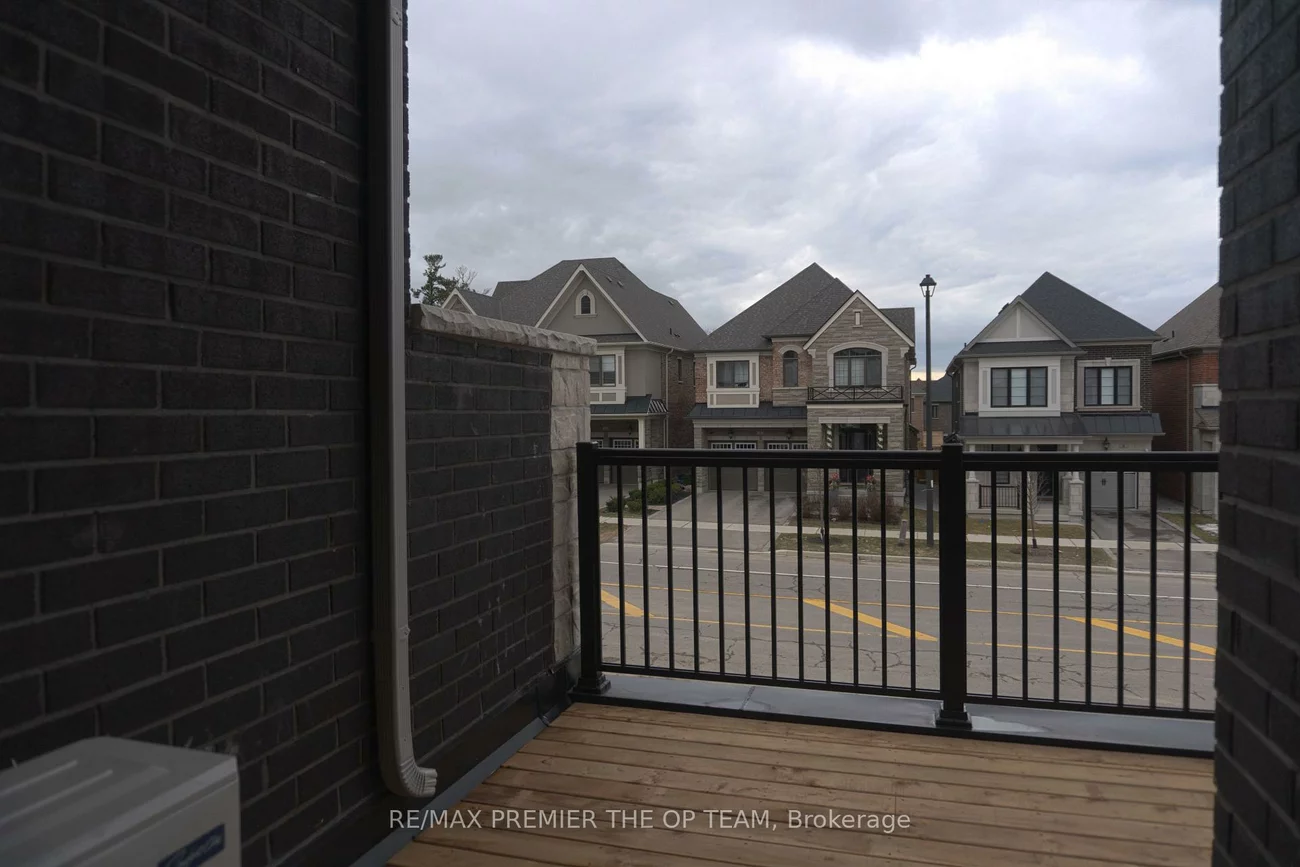 12, Pierre Berton, Kleinburg, Vaughan