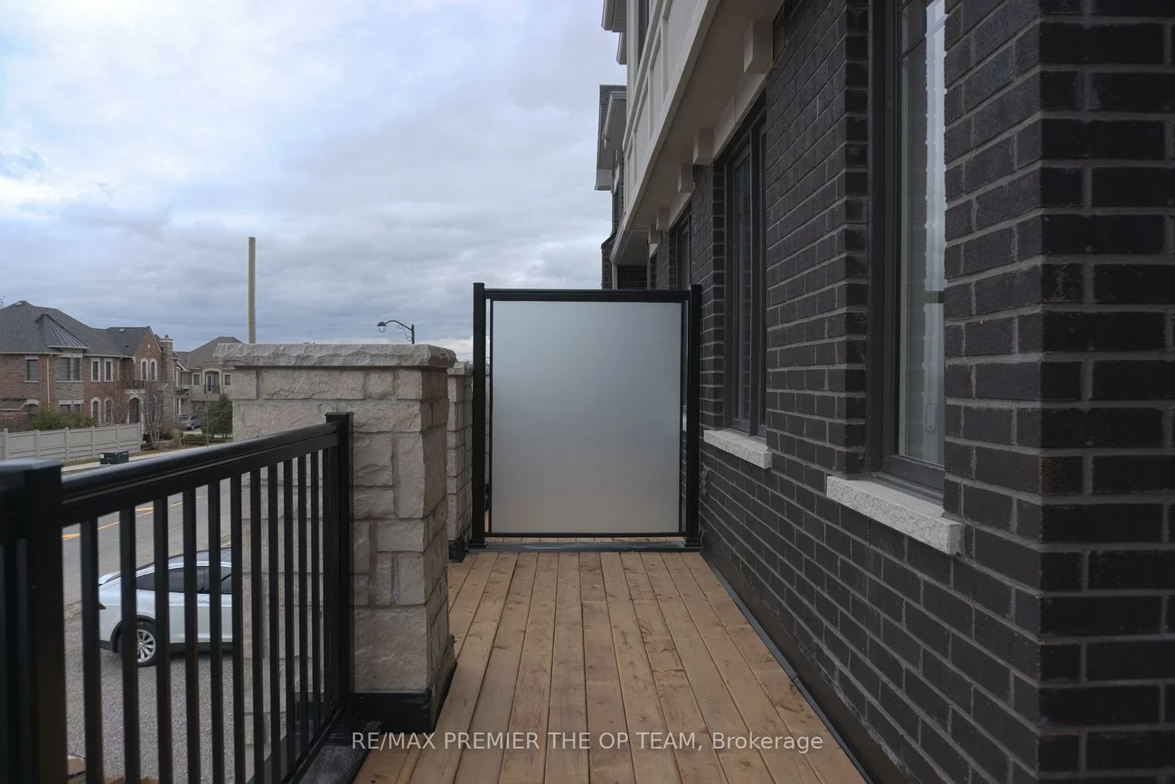 12, Pierre Berton, Kleinburg, Vaughan