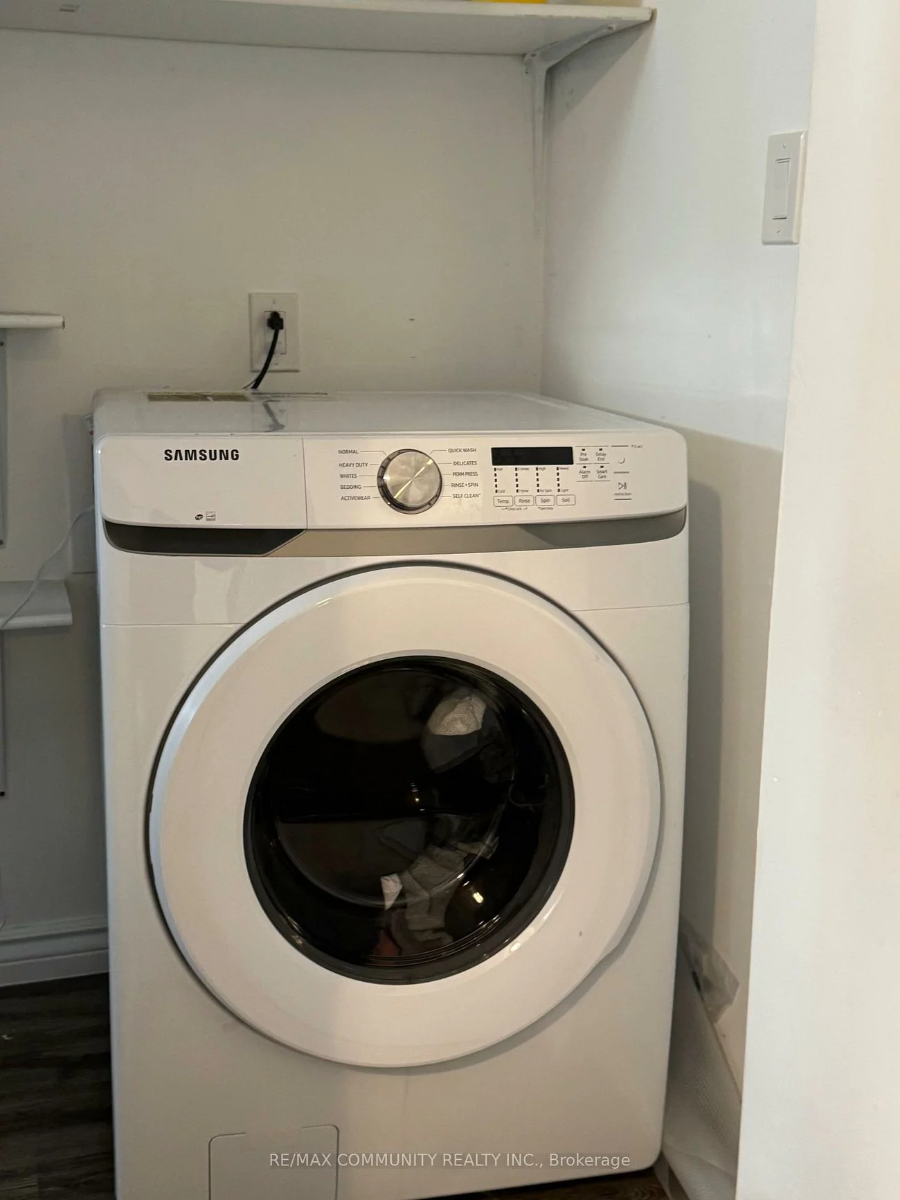 30, Terme, Vellore Village, Vaughan