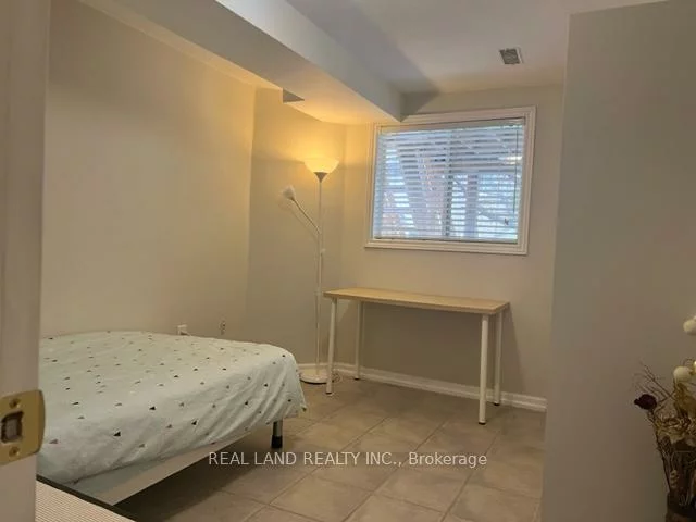 Bsmt 28, Lina Marra, Patterson, Vaughan