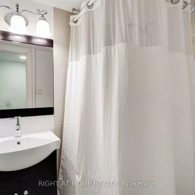 55, Dunoon, Maple, Vaughan