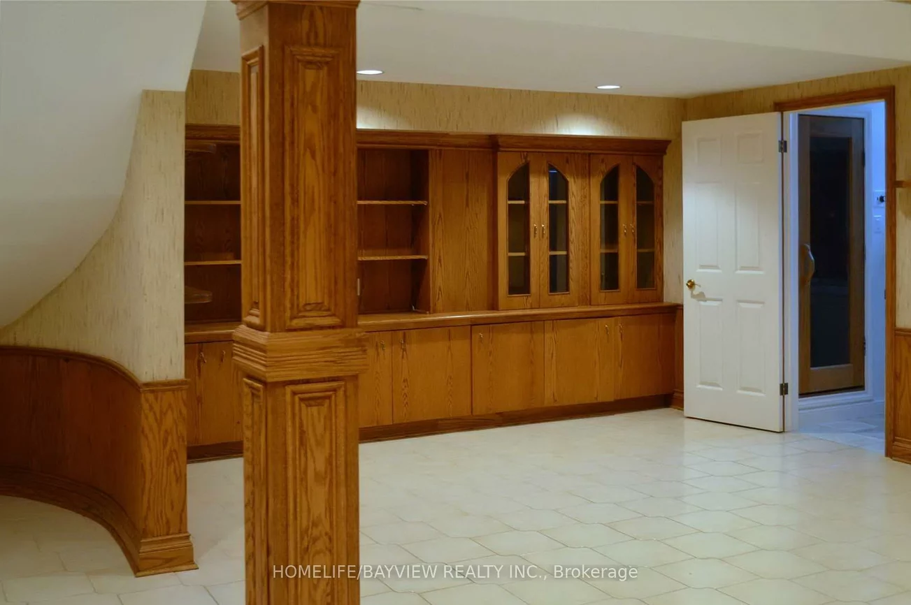 23, Arrowhead, East Woodbridge, Vaughan