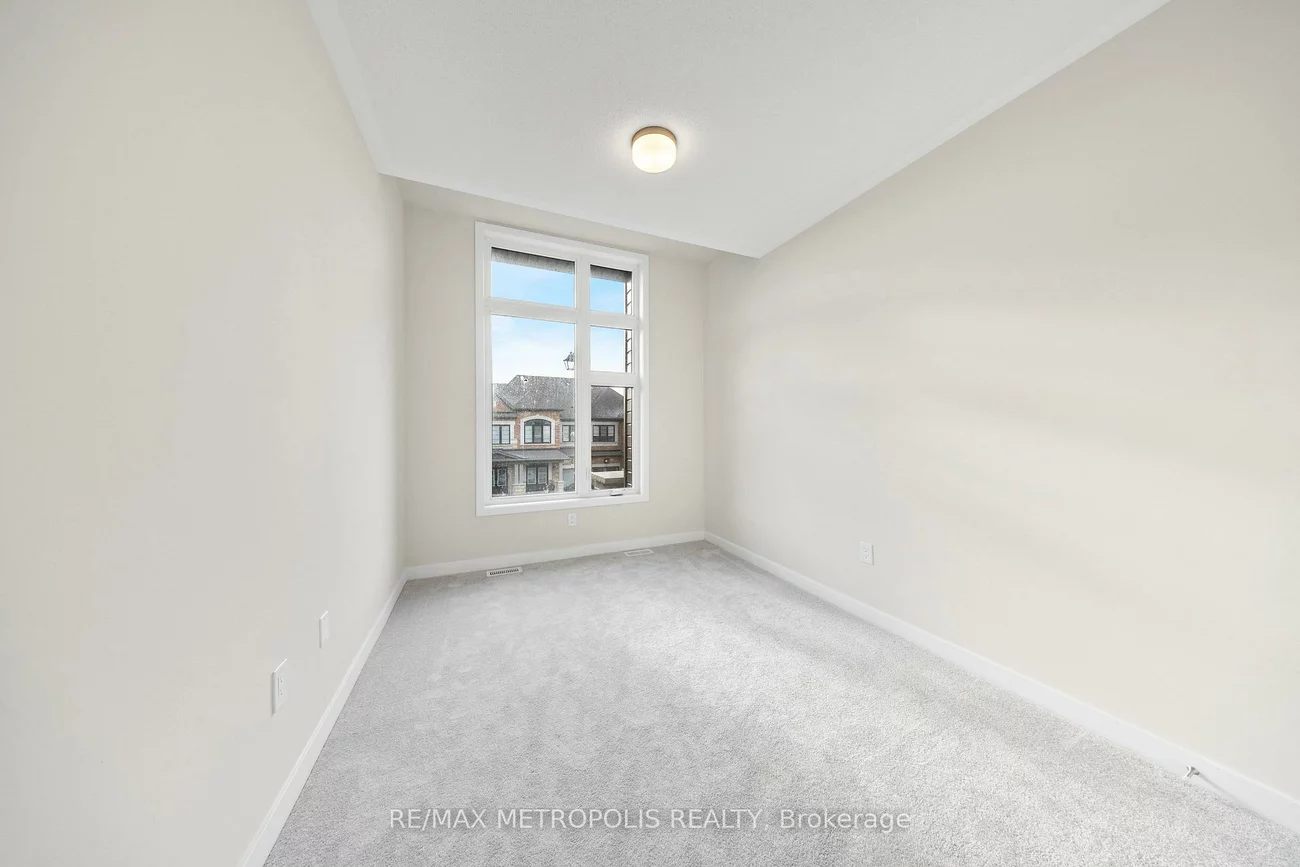 38, Singhampton, Kleinburg, Vaughan