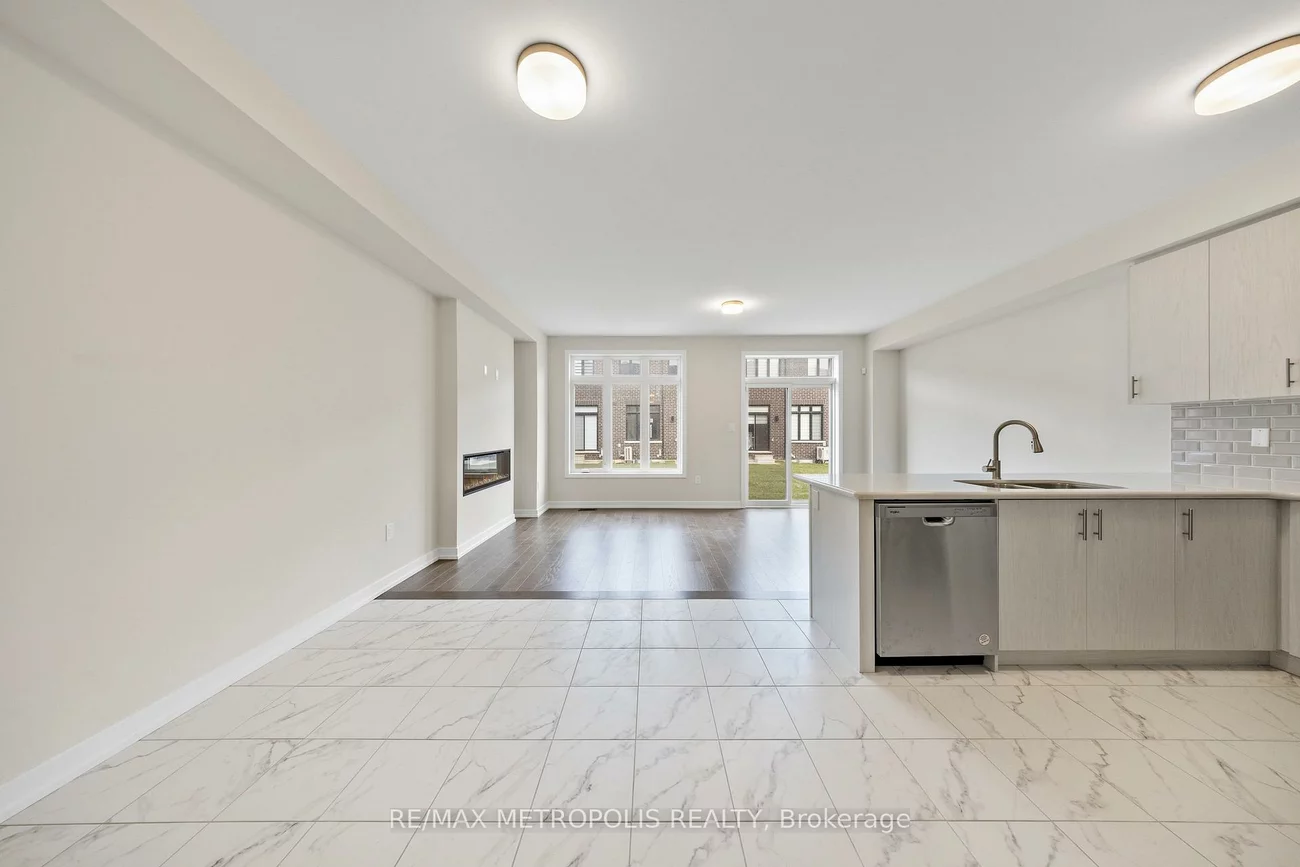 38, Singhampton, Kleinburg, Vaughan