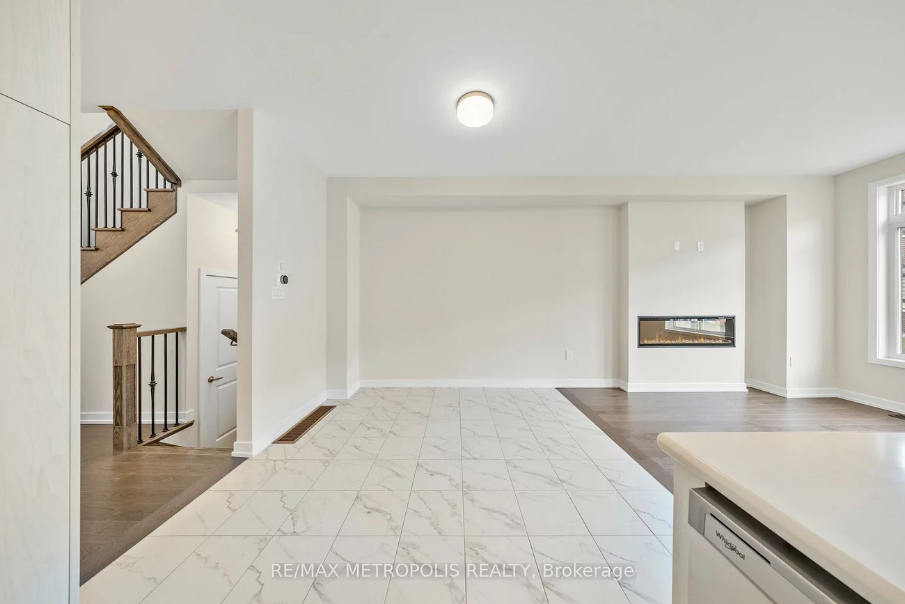 38, Singhampton, Kleinburg, Vaughan