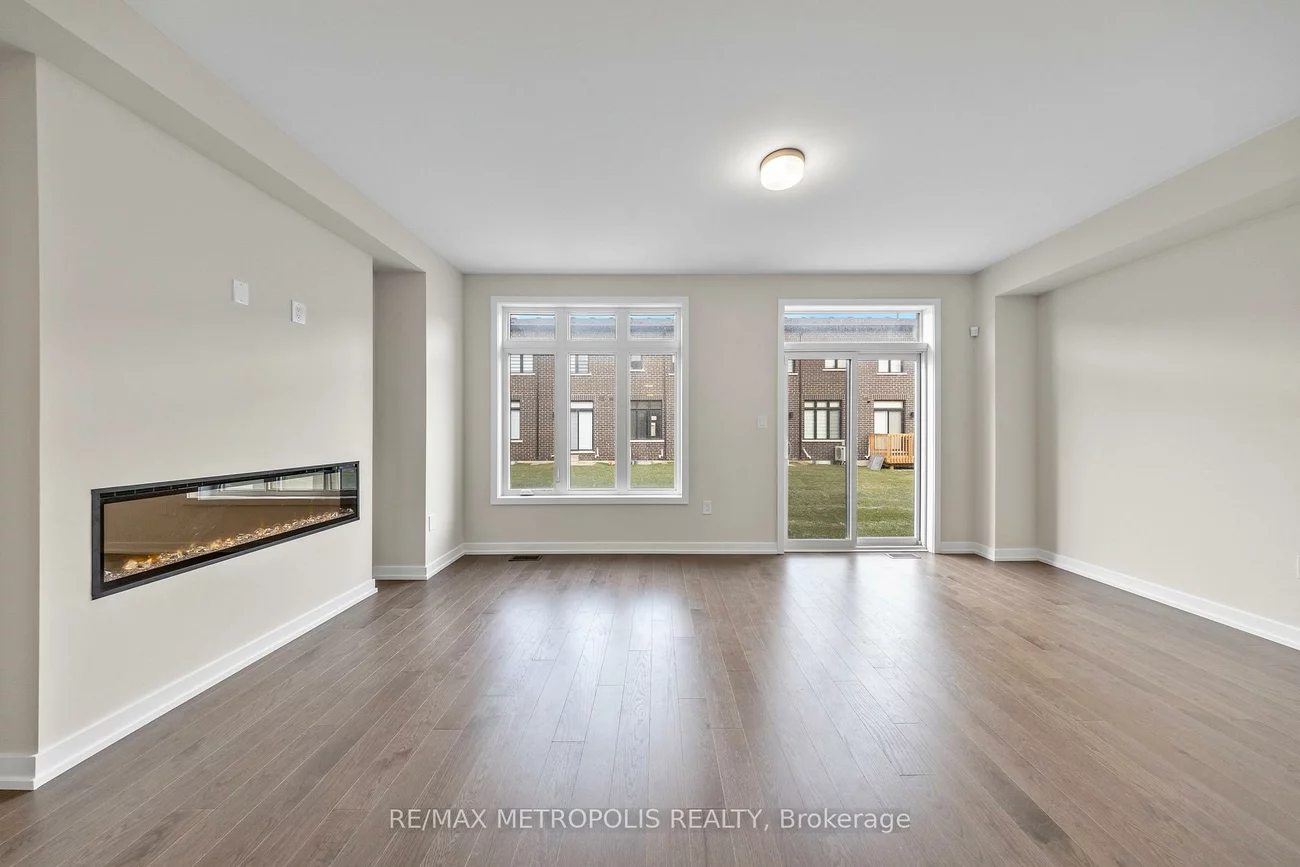 38, Singhampton, Kleinburg, Vaughan