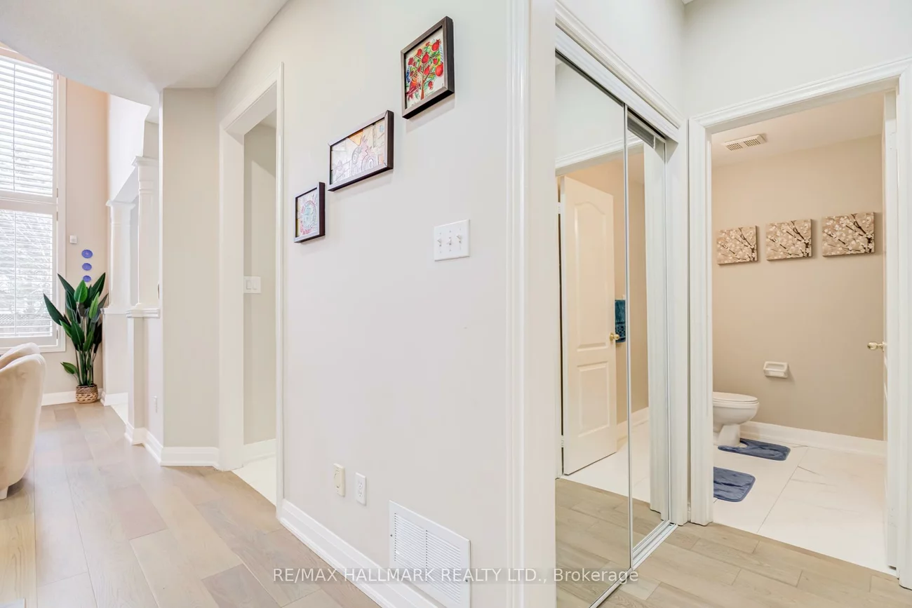 45, Oland, Vellore Village, Vaughan