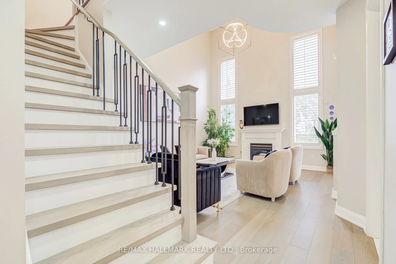 45, Oland, Vellore Village, Vaughan
