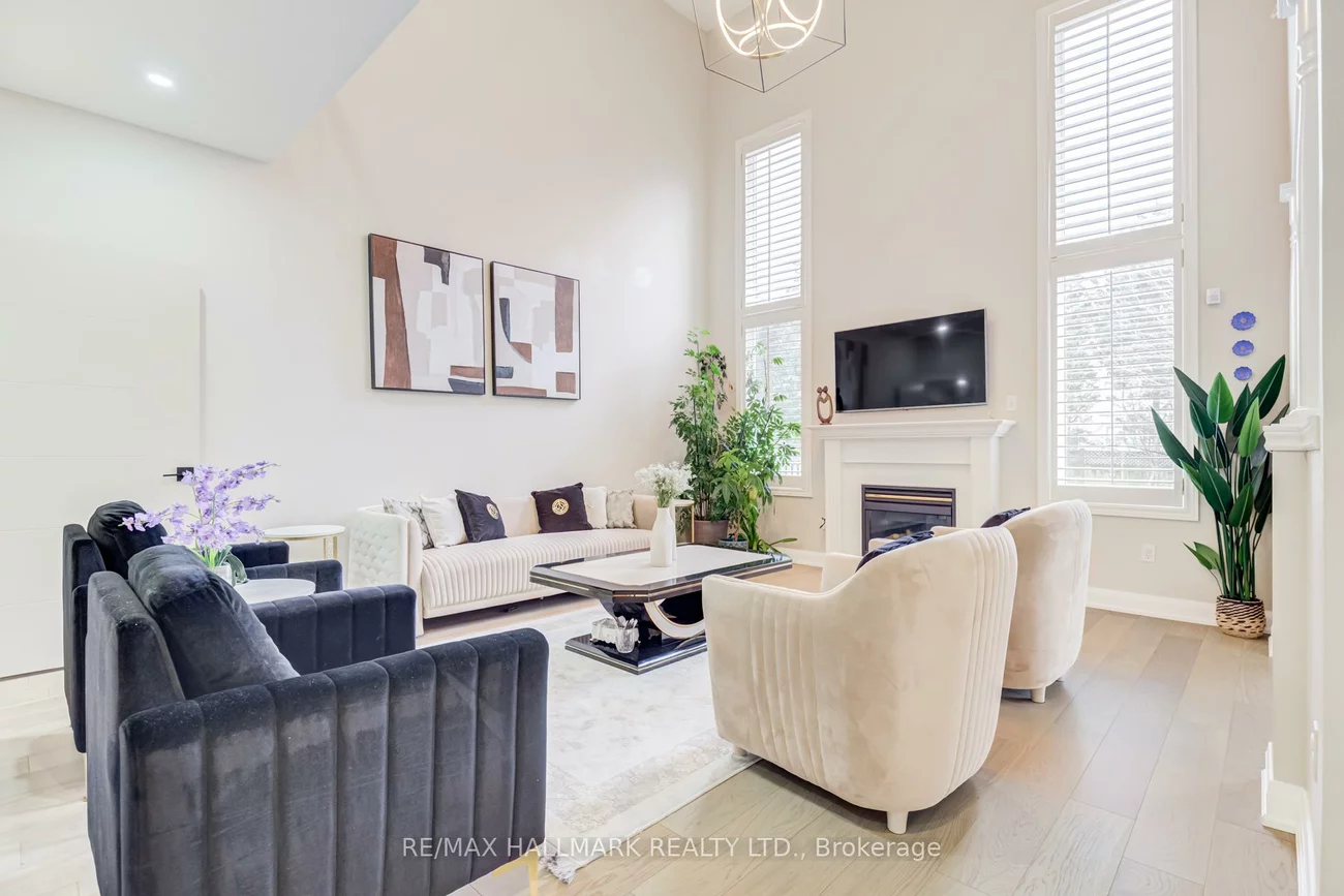 45, Oland, Vellore Village, Vaughan