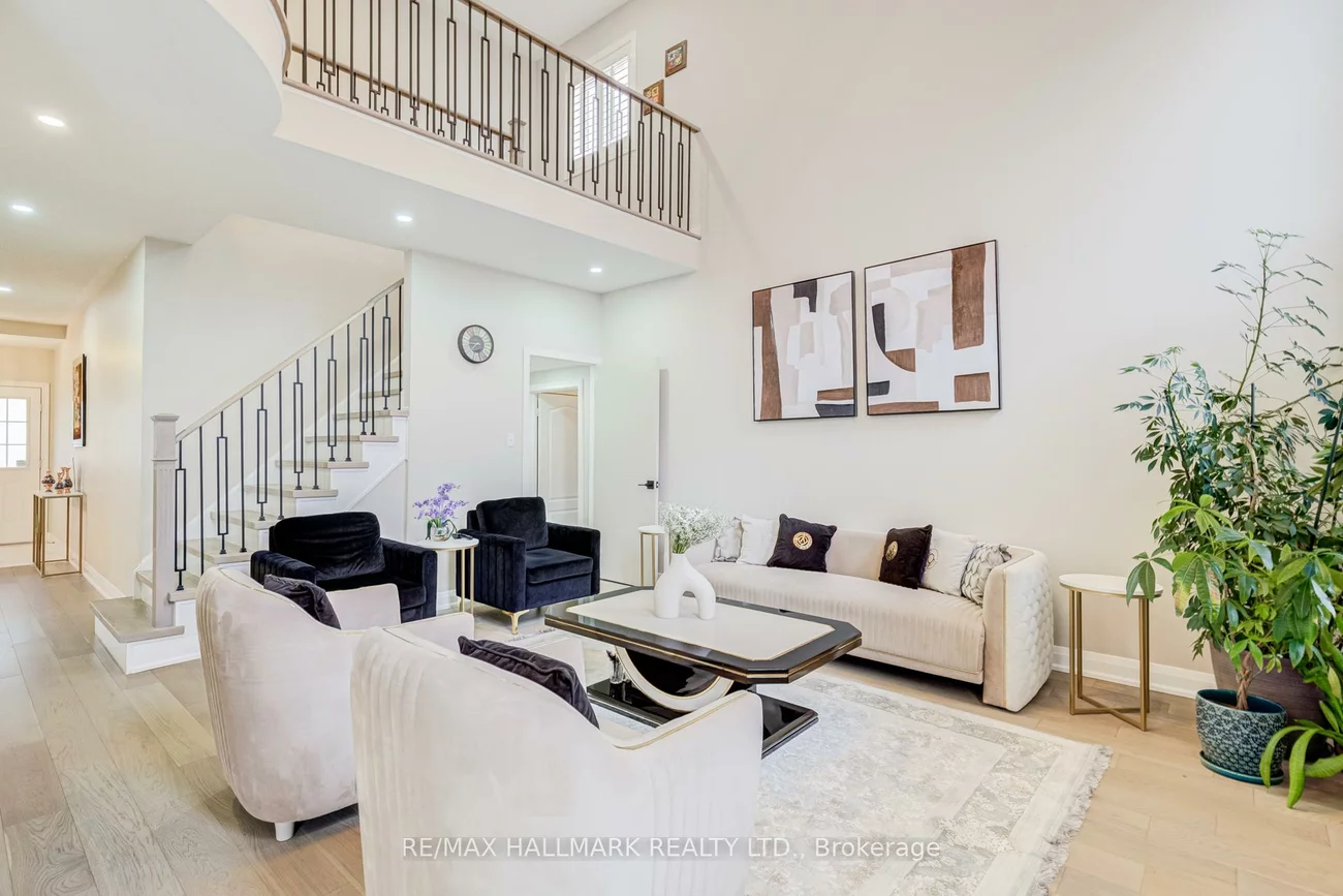 45, Oland, Vellore Village, Vaughan