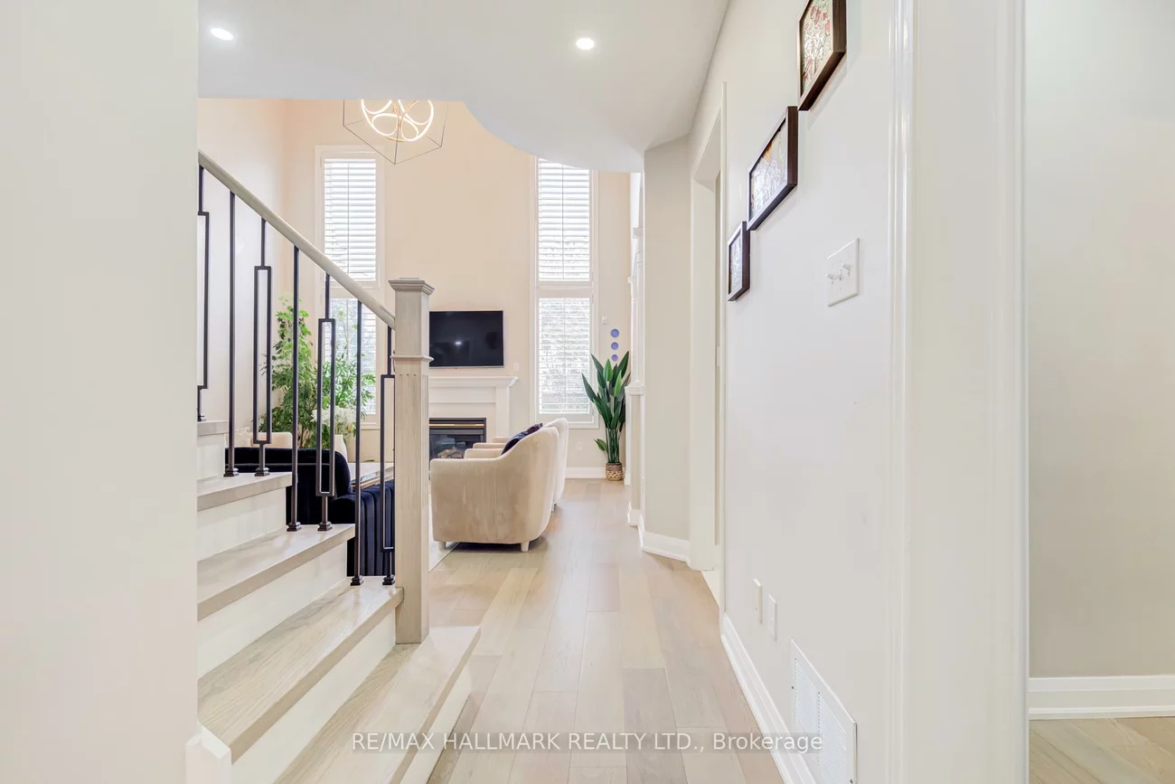 45, Oland, Vellore Village, Vaughan