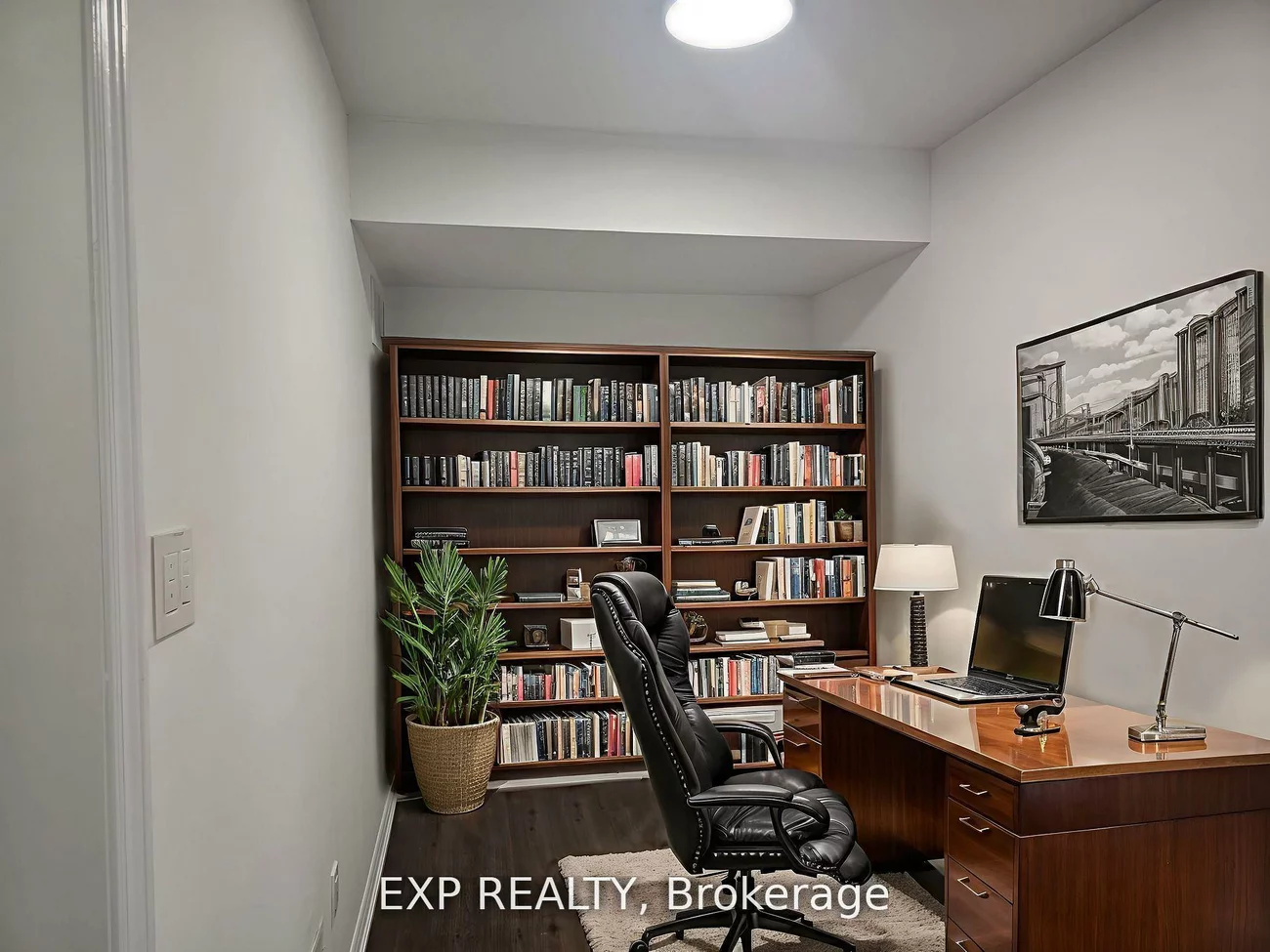 50, Farooq, Vellore Village, Vaughan