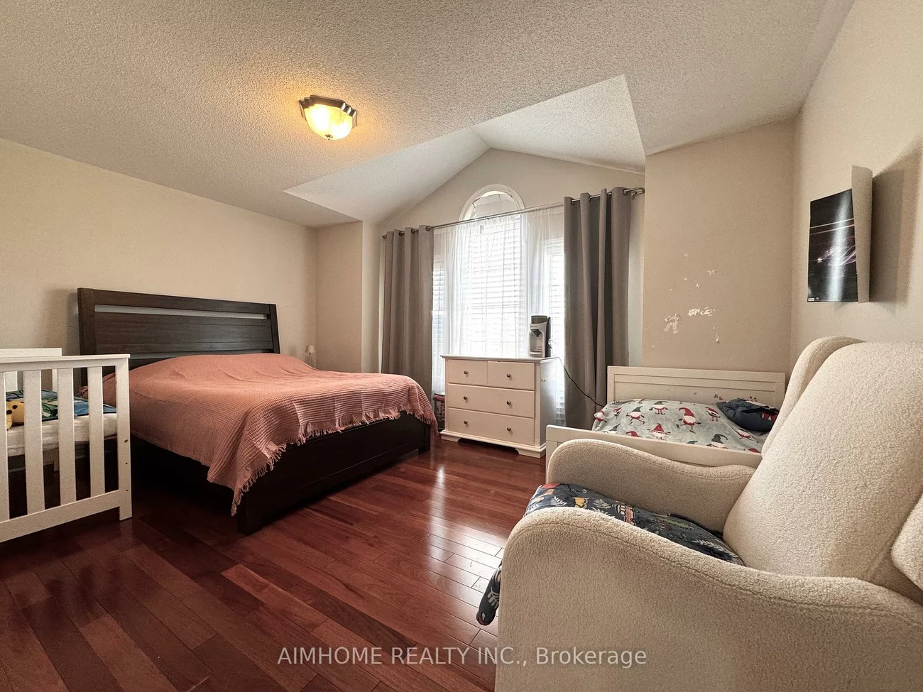 61, Ten Oaks Blvd, Patterson, Vaughan