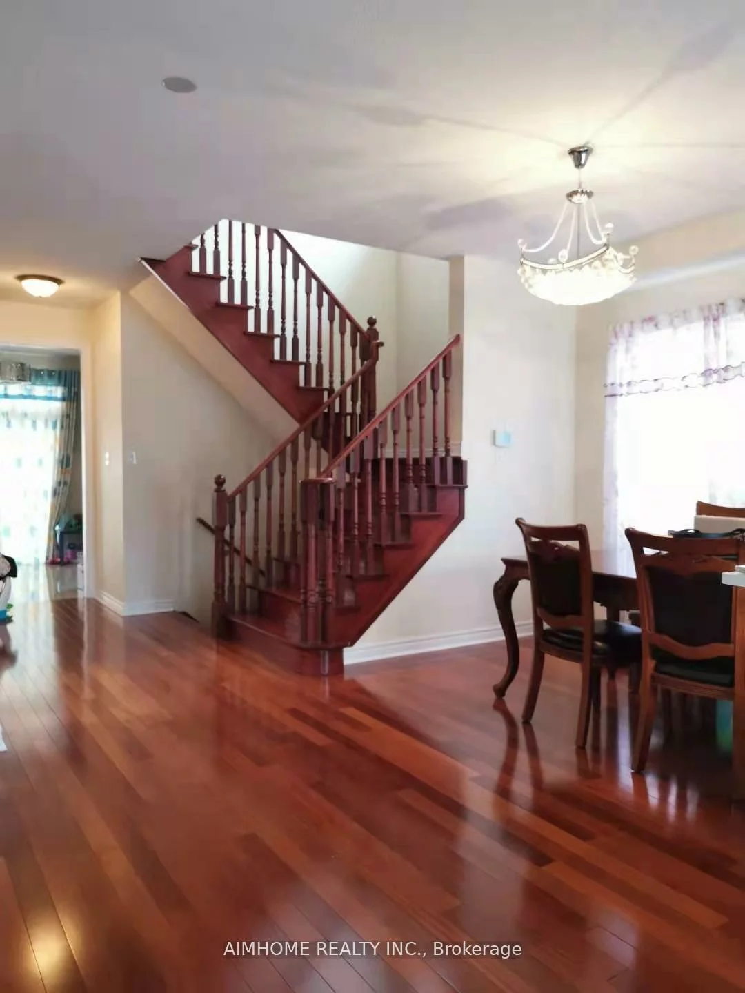 61, Ten Oaks Blvd, Patterson, Vaughan