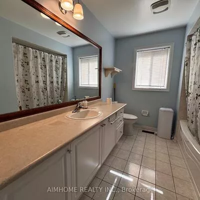 61, Ten Oaks Blvd, Patterson, Vaughan