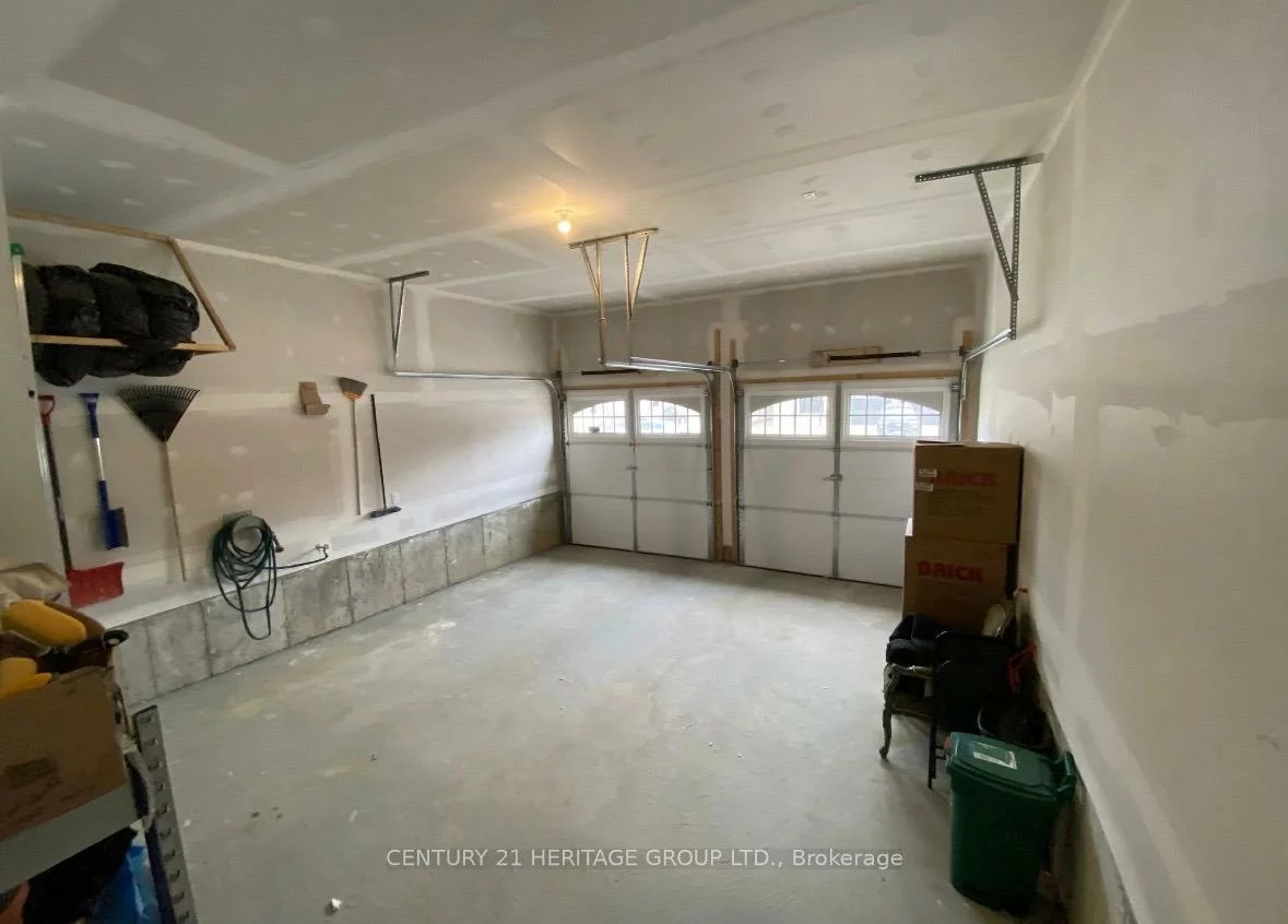 6, Morning Sparrow, Kleinburg, Vaughan