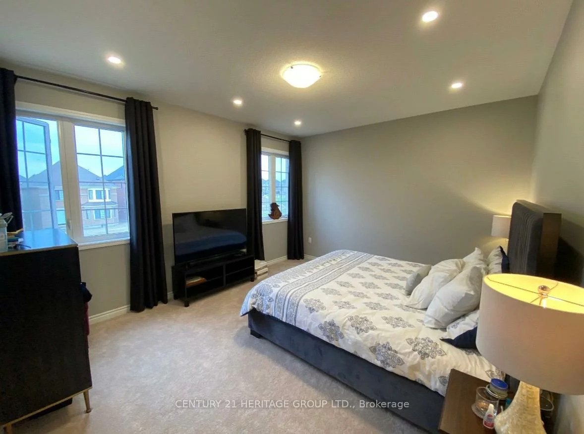 6, Morning Sparrow, Kleinburg, Vaughan