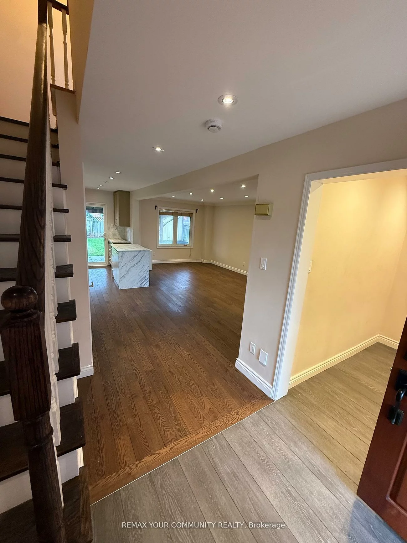 81, Waterfall, East Woodbridge, Vaughan
