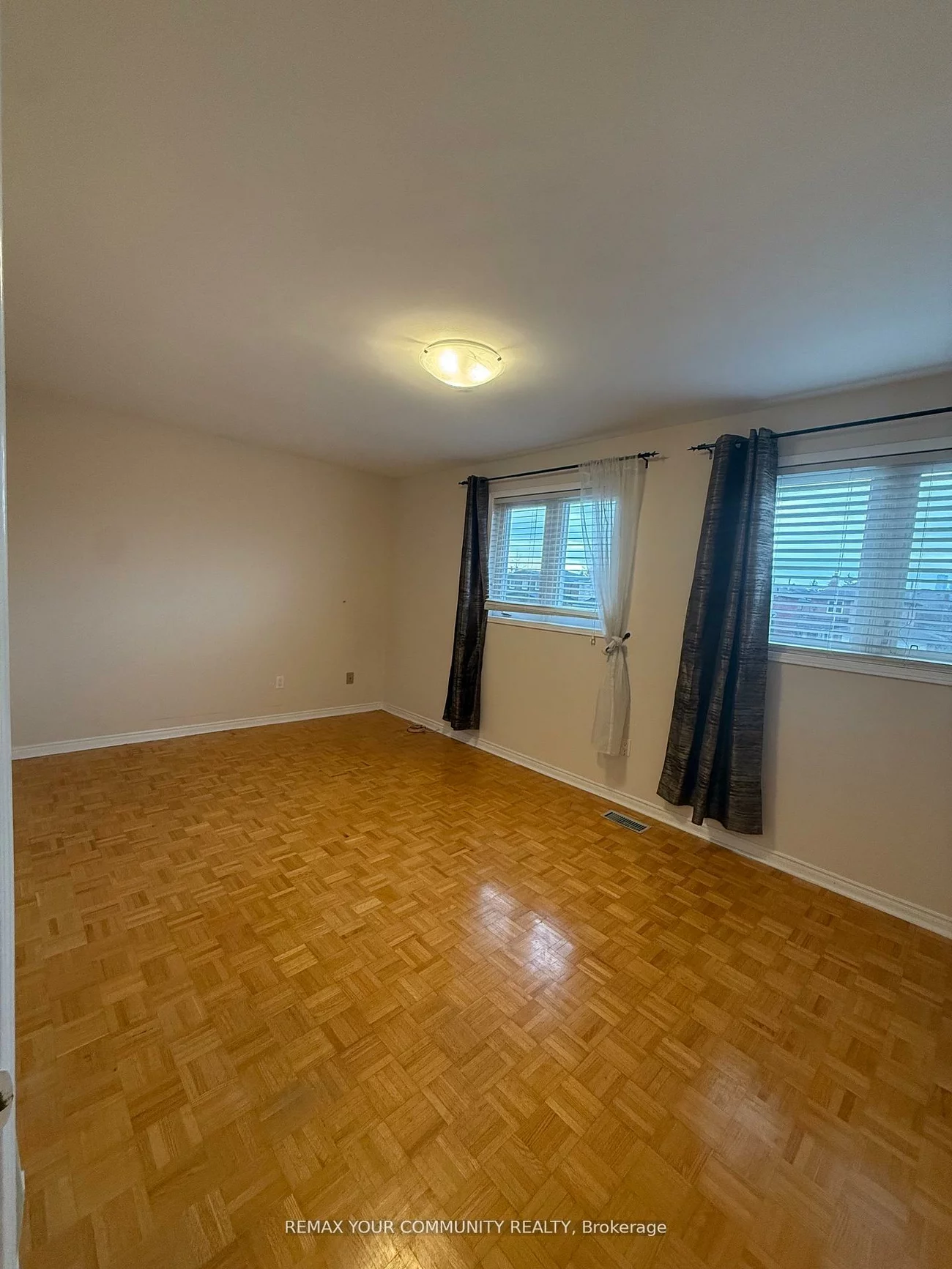 81, Waterfall, East Woodbridge, Vaughan
