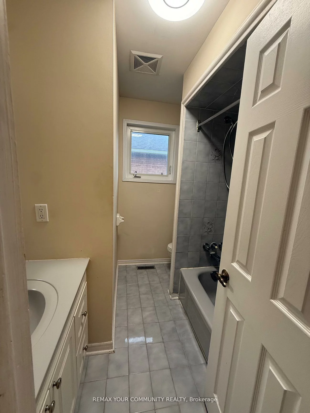 81, Waterfall, East Woodbridge, Vaughan