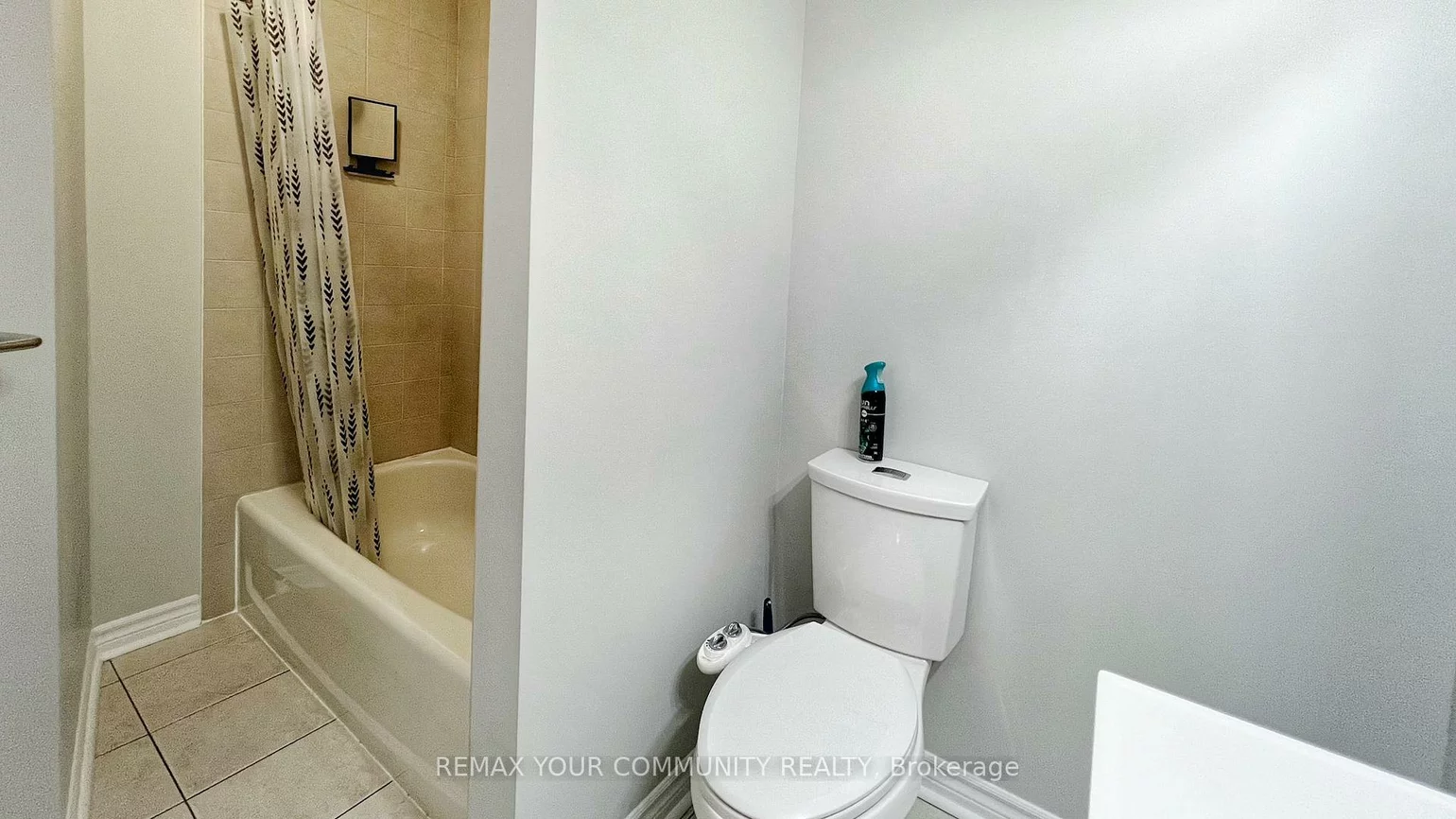 81, Waterfall, East Woodbridge, Vaughan