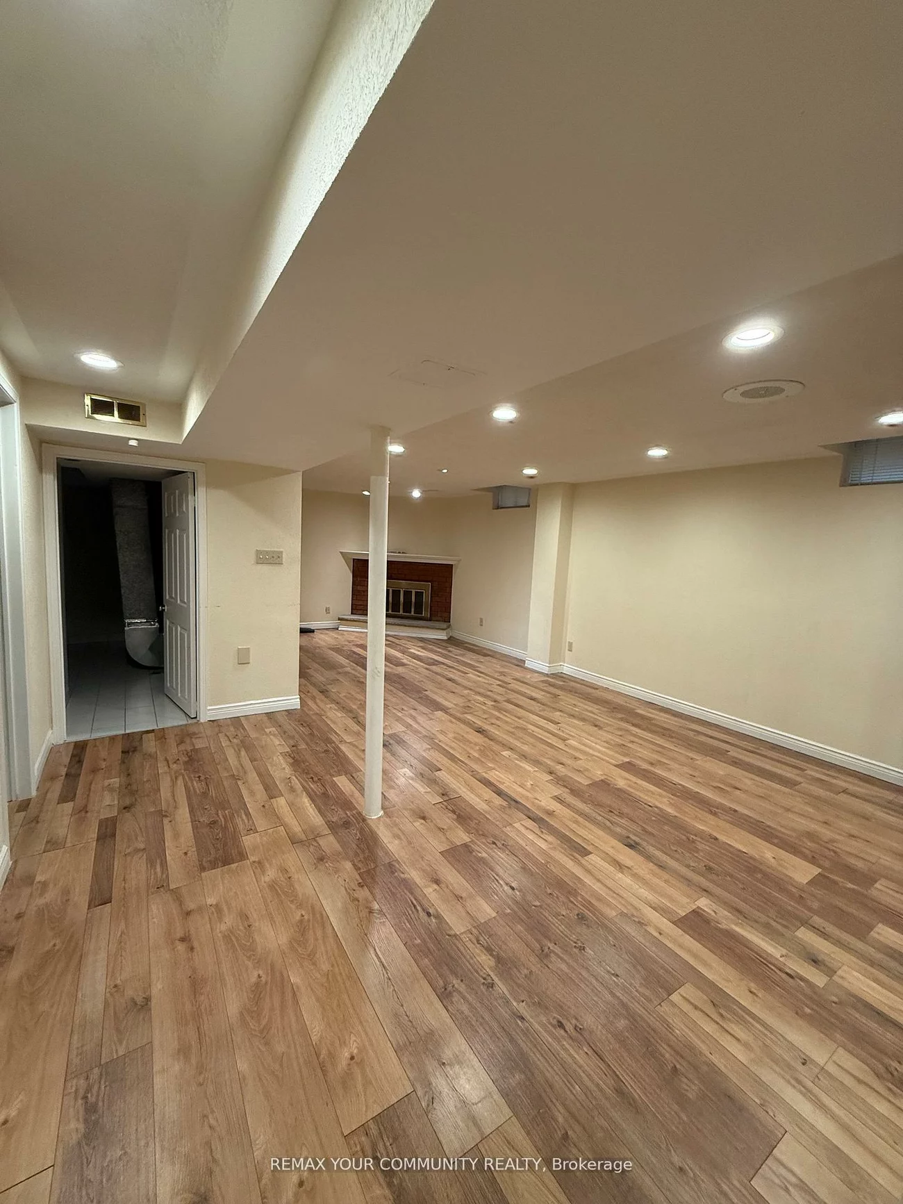 81, Waterfall, East Woodbridge, Vaughan
