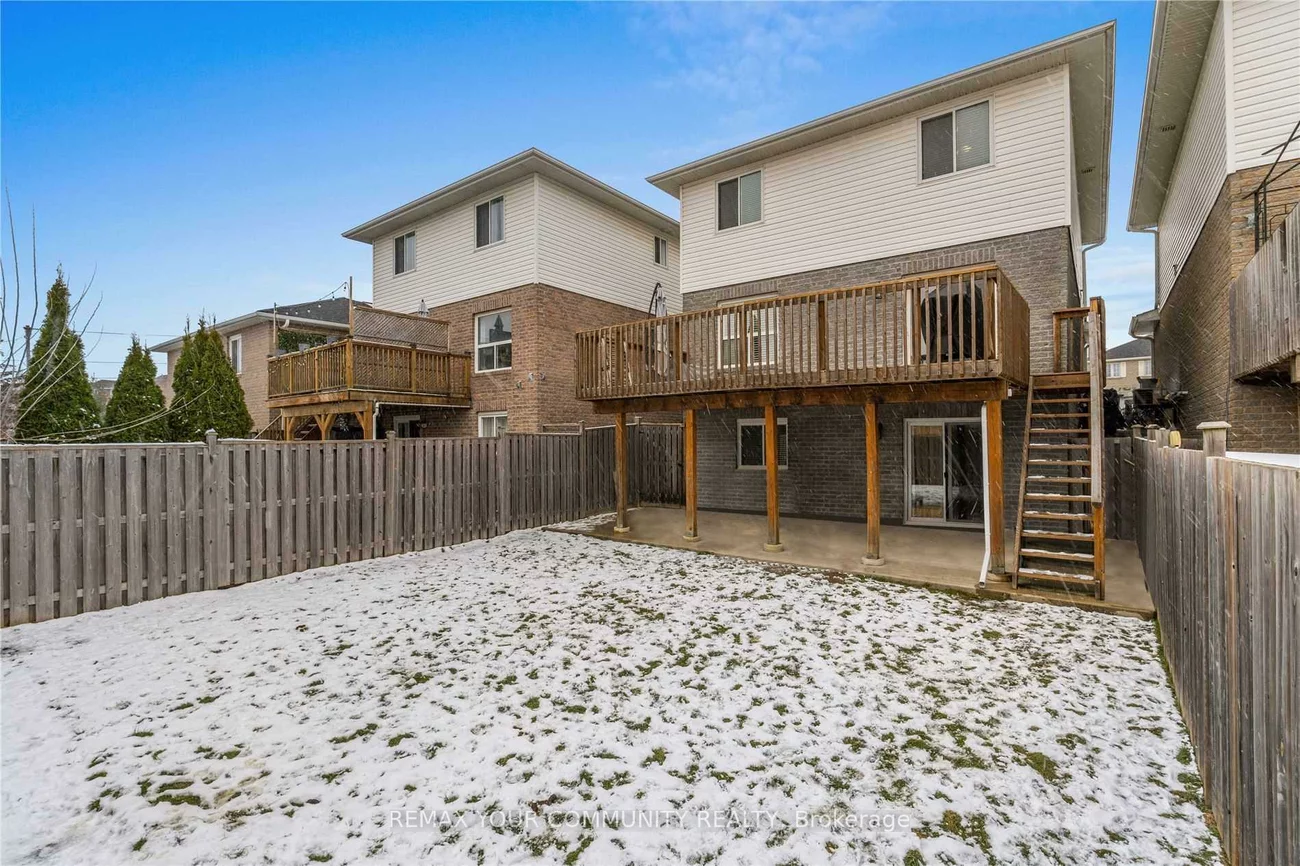 81, Waterfall, East Woodbridge, Vaughan