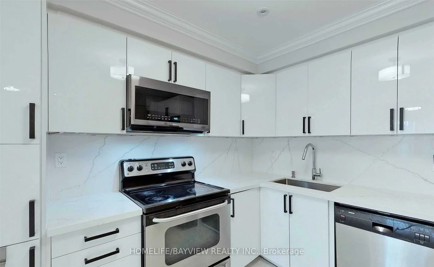 35, Wedgewood (first and second floor), Concord, Vaughan