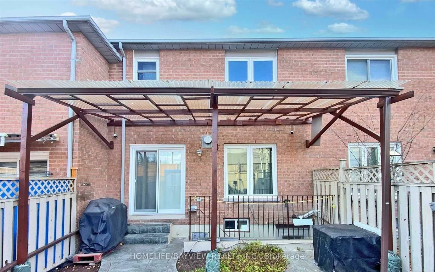 35, Wedgewood (first and second floor), Concord, Vaughan