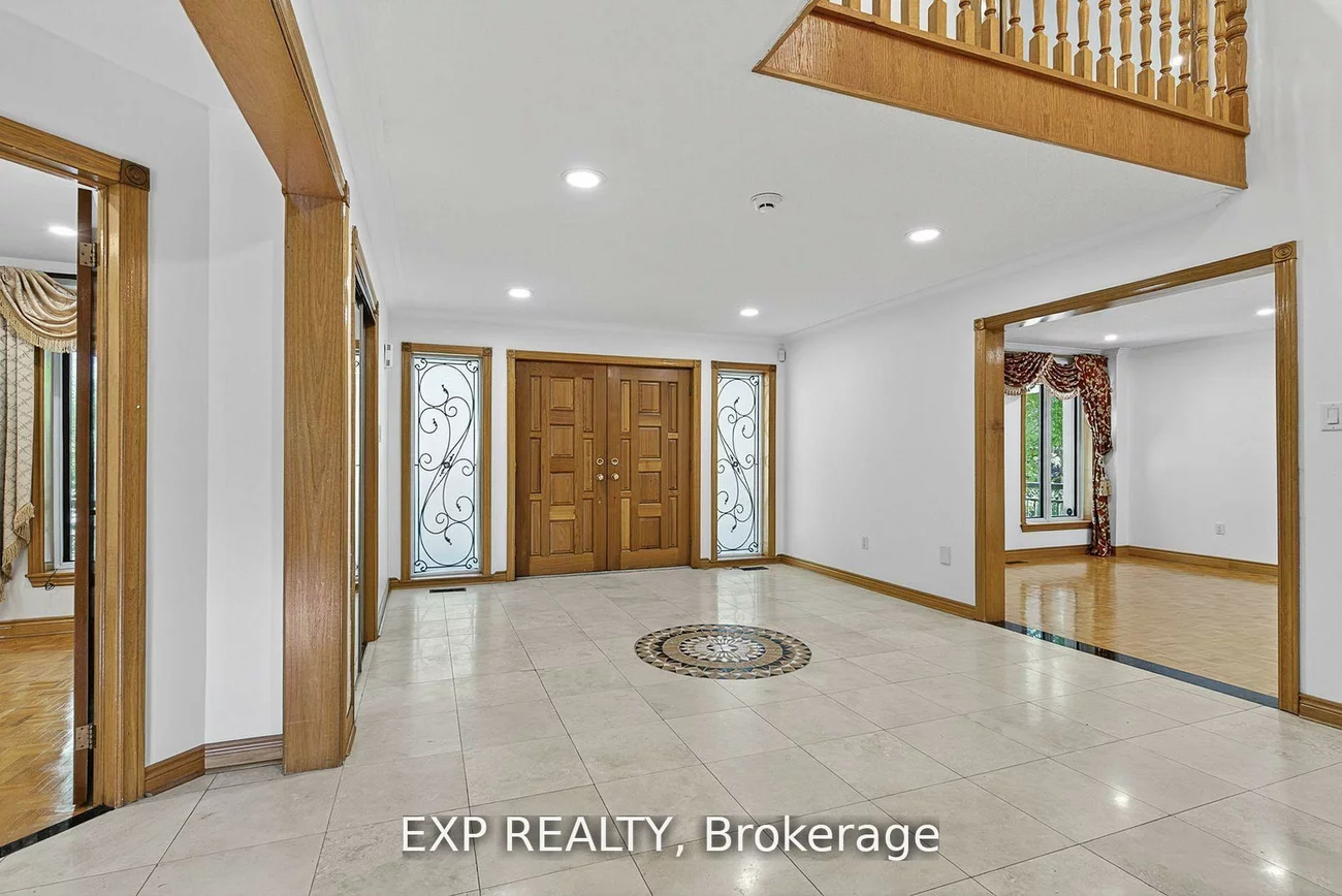 315, Stephanie, Kleinburg, Vaughan