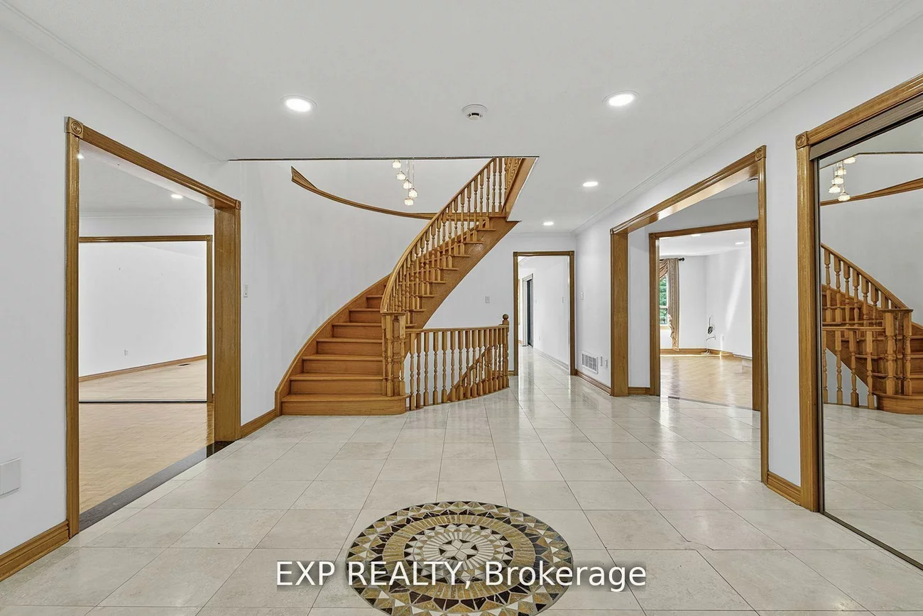 315, Stephanie, Kleinburg, Vaughan