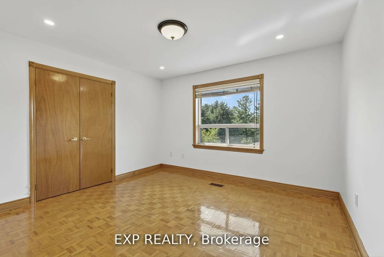 315, Stephanie, Kleinburg, Vaughan