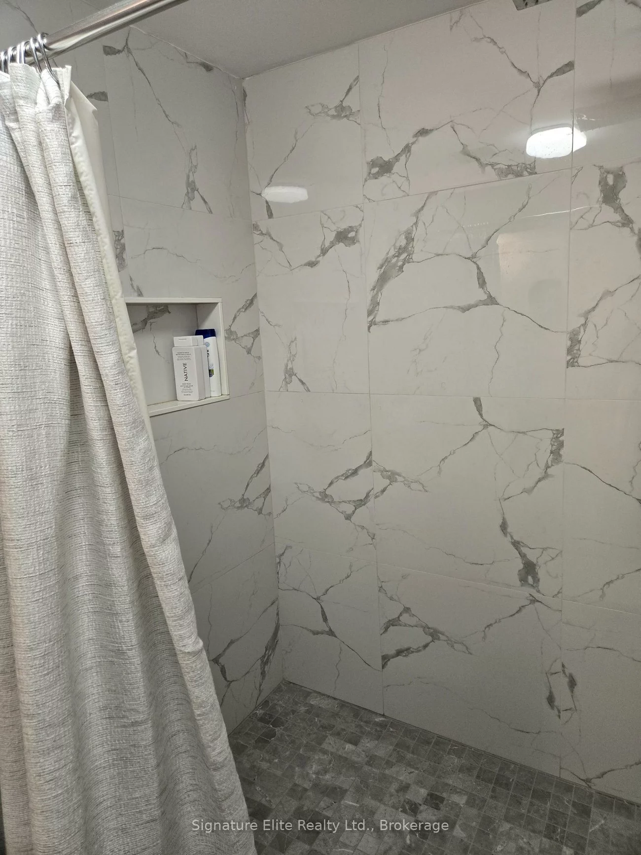 83, Belview, East Woodbridge, Vaughan