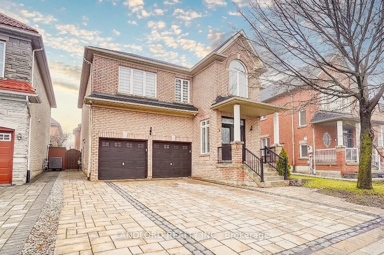 8, Wood Dale, Concord, Vaughan