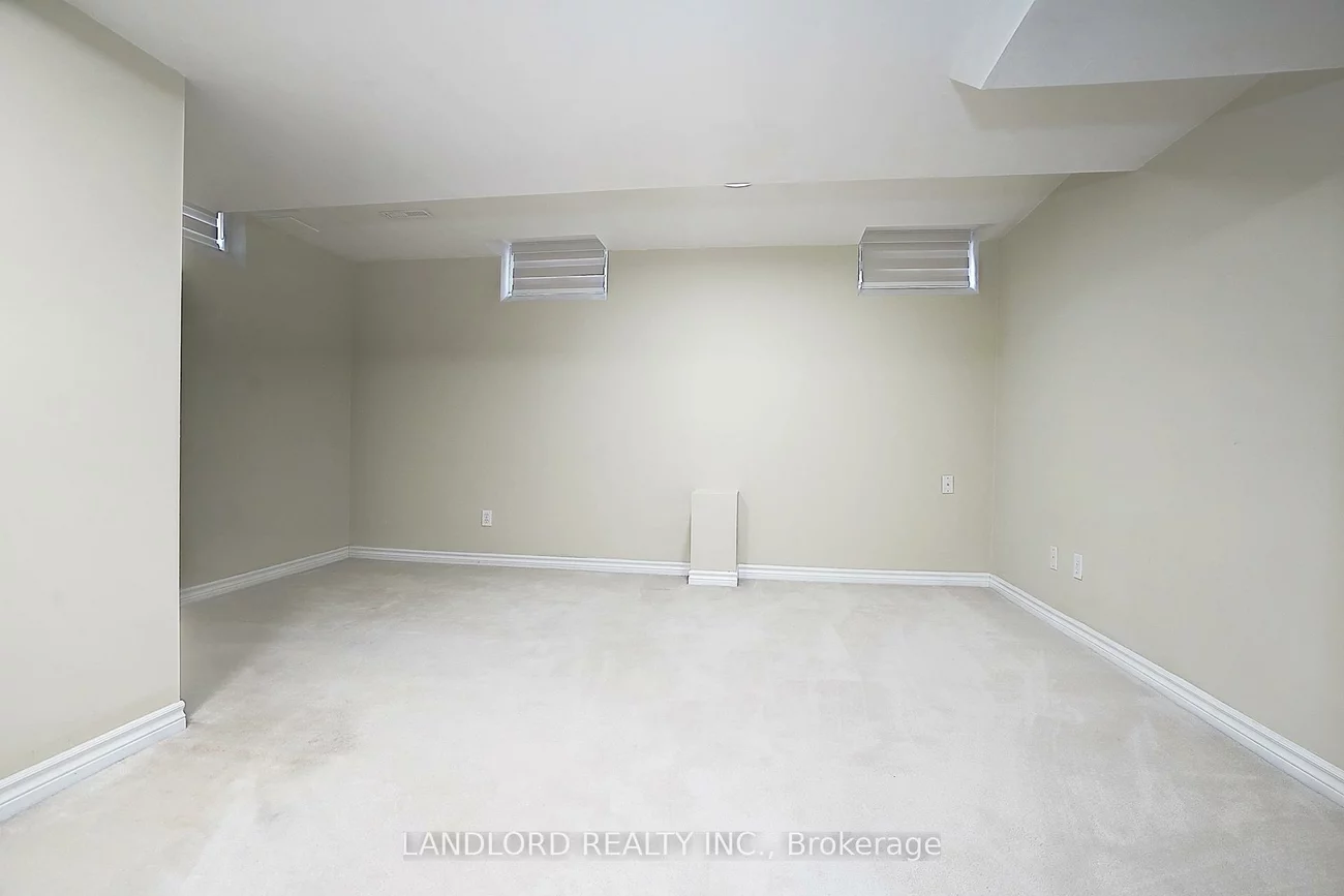 8, Wood Dale, Concord, Vaughan