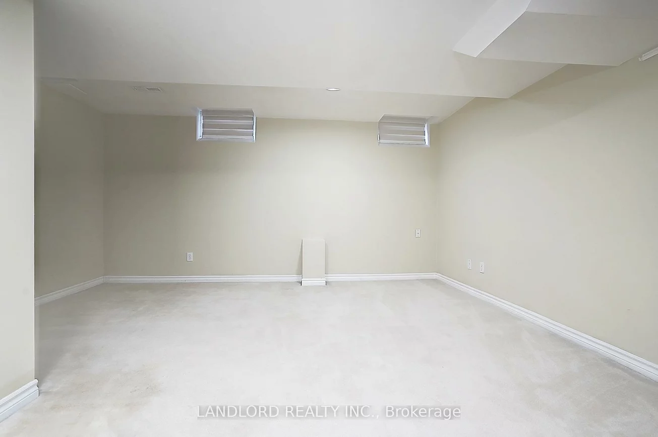 8, Wood Dale, Concord, Vaughan