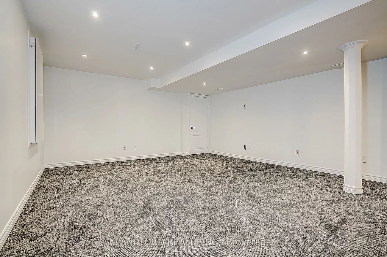 8, Wood Dale, Concord, Vaughan