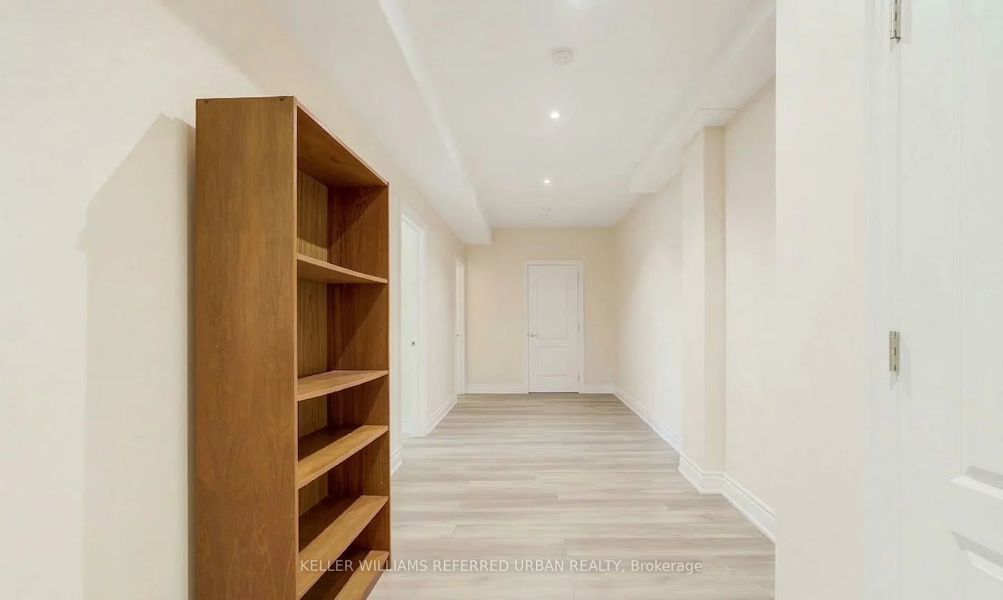 161, Vanda, Patterson, Vaughan