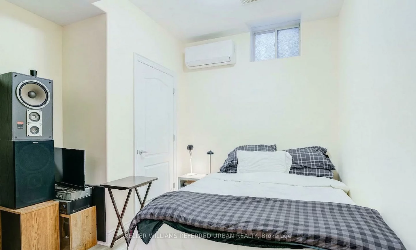 161, Vanda, Patterson, Vaughan