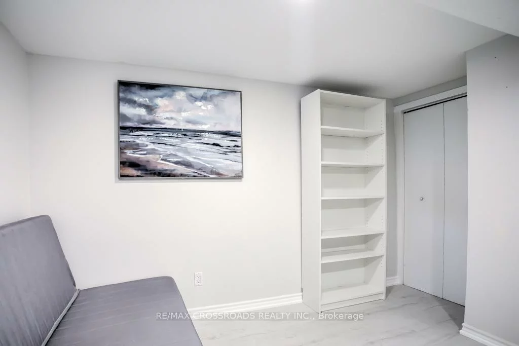 66, Bayhampton, Brownridge, Vaughan